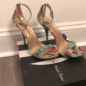 M by Michael Antonio fashion multicolored heels